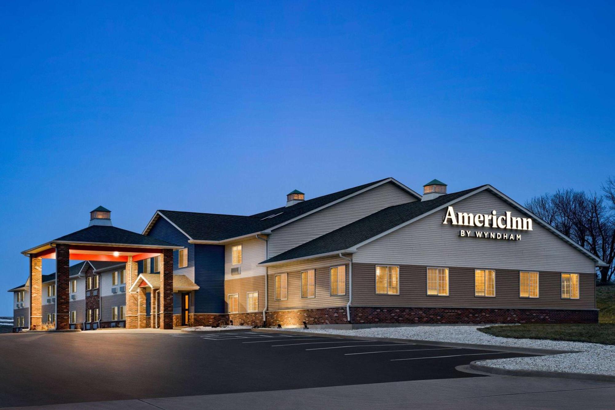 Americinn By Wyndham Williamsburg Exterior foto